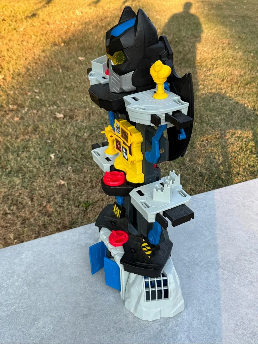 Fisher-Price Batman Tower Playset in Black, Blue & Yellow